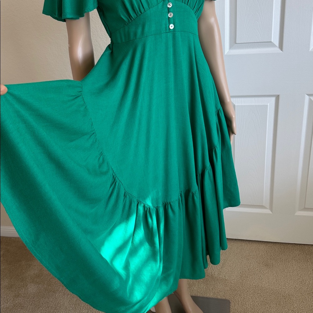 Iris Maxi Green High Low Dress with Button Detail Size 8. - Picture 4 of 16